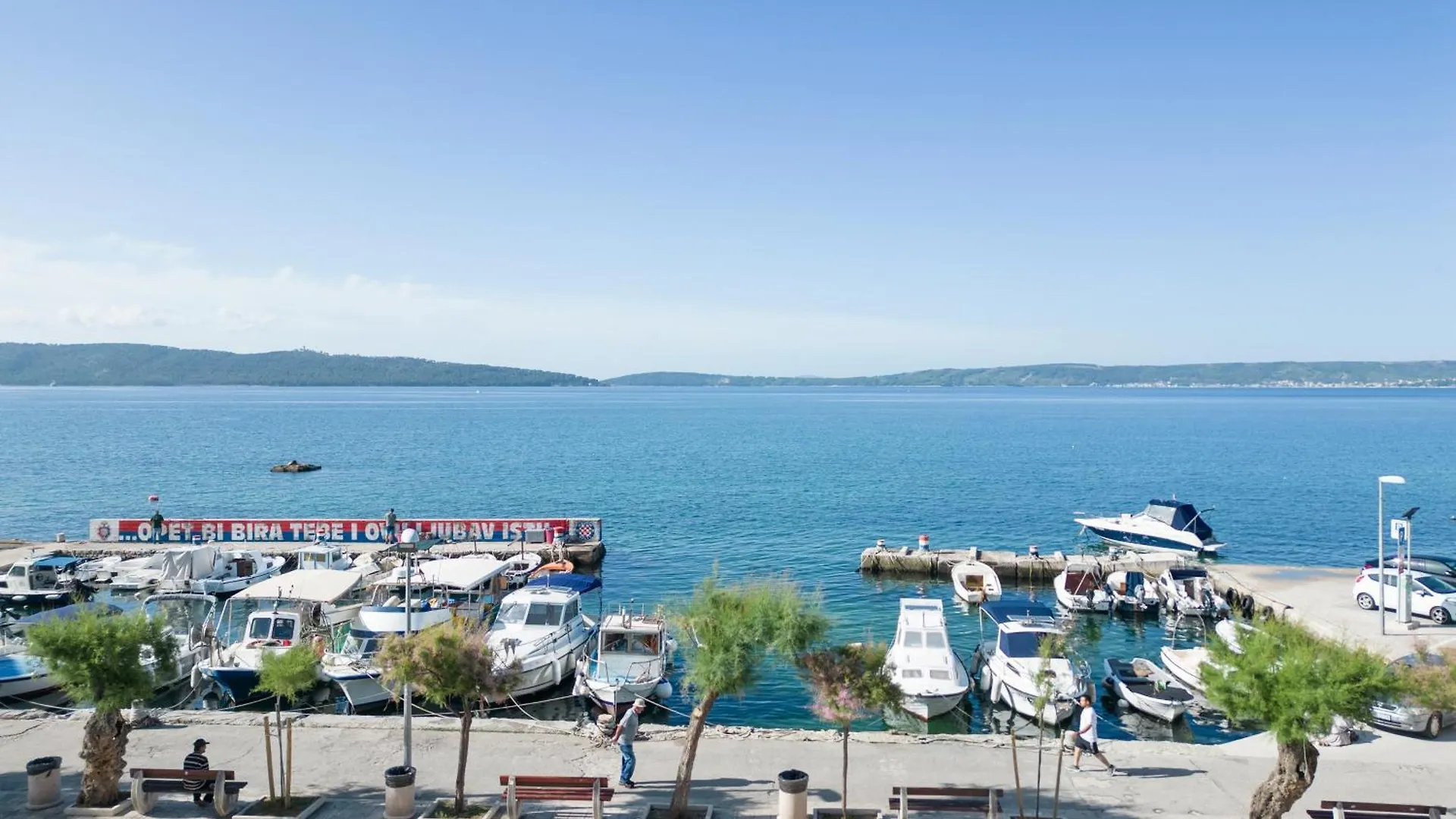 Brce Apartment Kastela Croatia